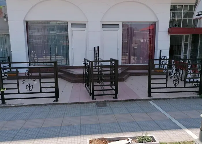 Adonis Apartments