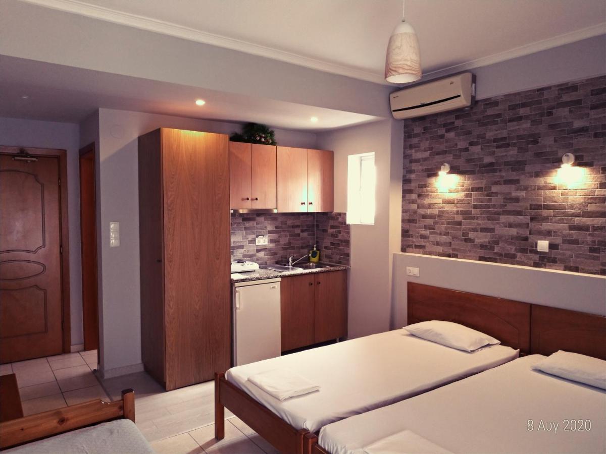 Apartment Adonis Apartments *