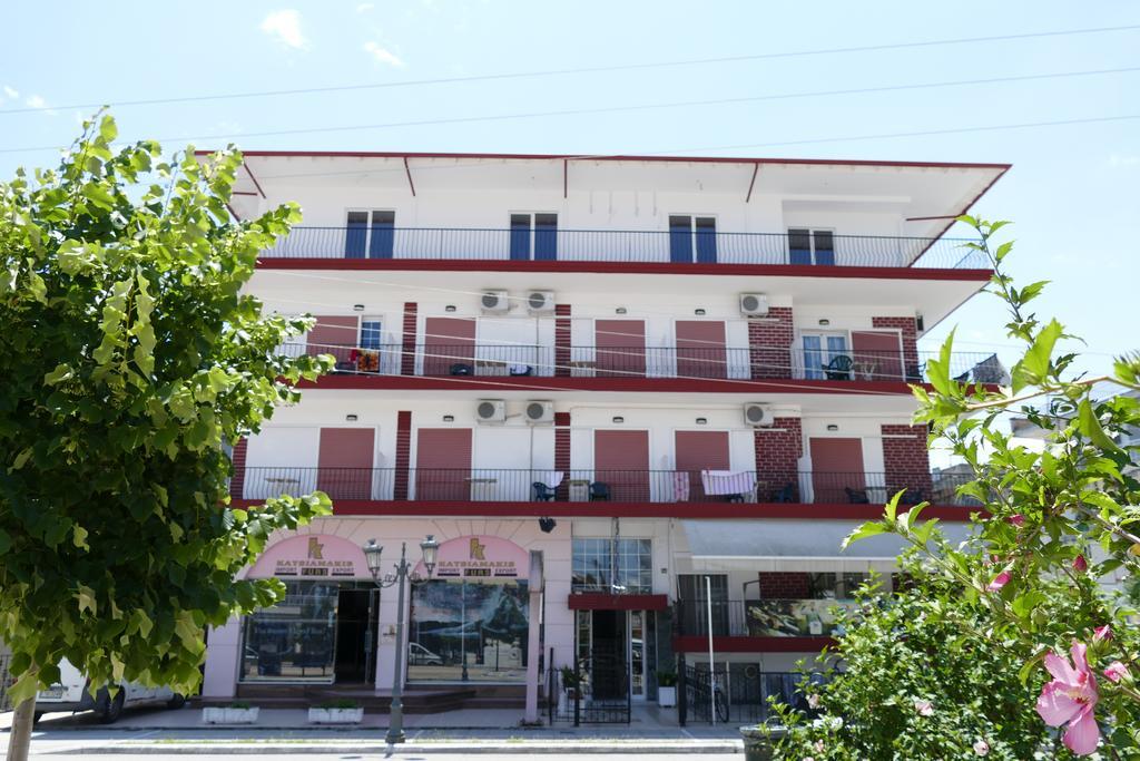 Adonis Apartments Paralía
