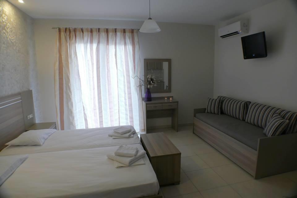 Adonis Apartments