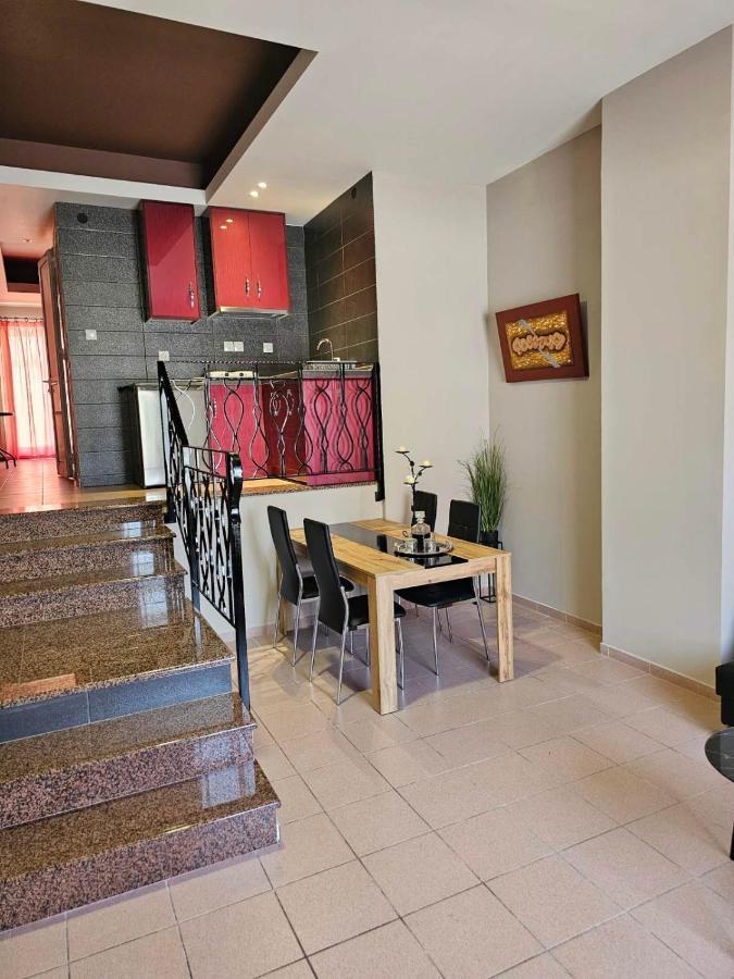 Adonis Apartments Apartment