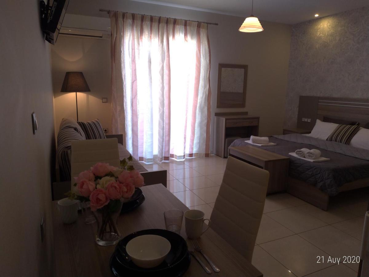 公寓 Adonis Apartments
