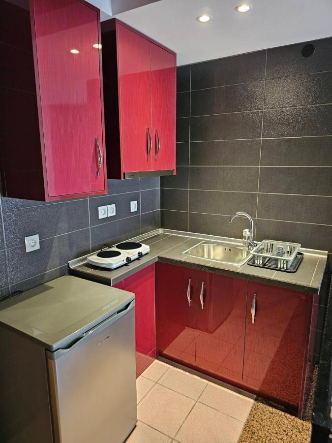 公寓 Adonis Apartments