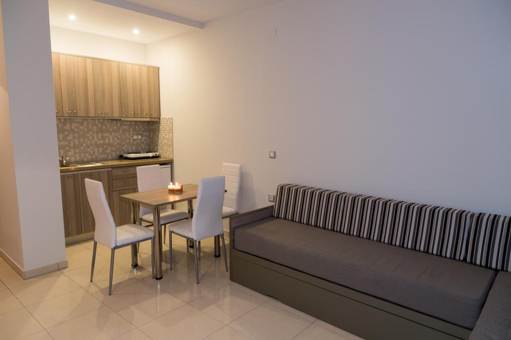 Adonis Apartments Paralia Katerinis